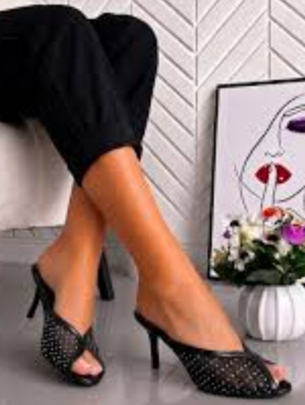 BRAND NEW BEBE RHINESTONE EMBELLISHED POINTED OPEN-TOE MULE HEEL SANDAL